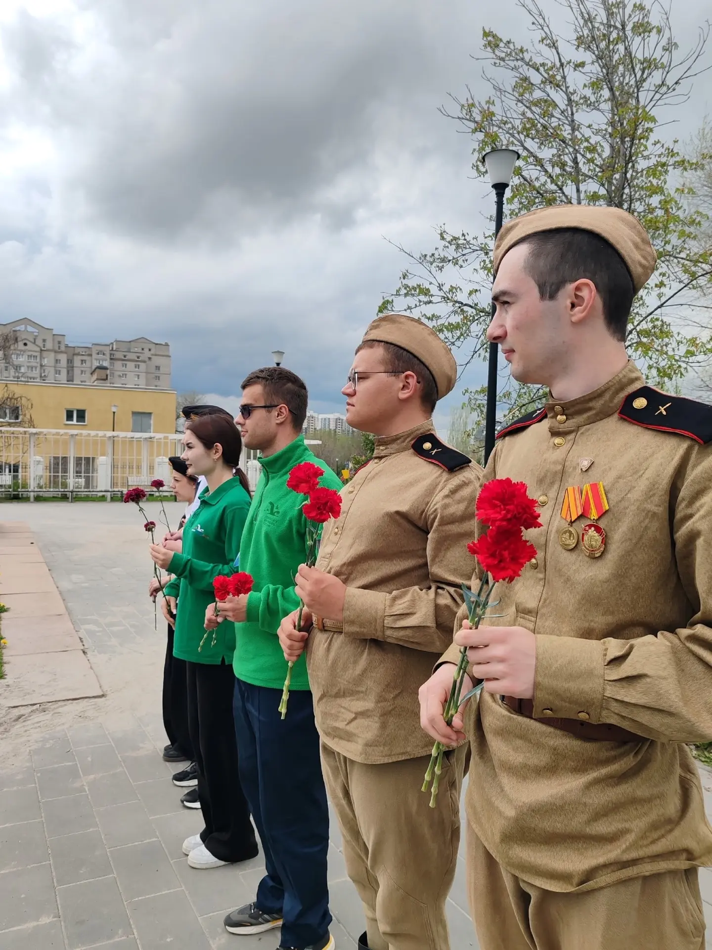 Память, которая живёт в сердцах: поисковики почтили память павших в Сталинградской битве    19 апрел