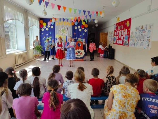 🇷🇺Лагерь "Дружба" представляет. День четвертый
День России

11 июня в преддверии важнейшего госуда
