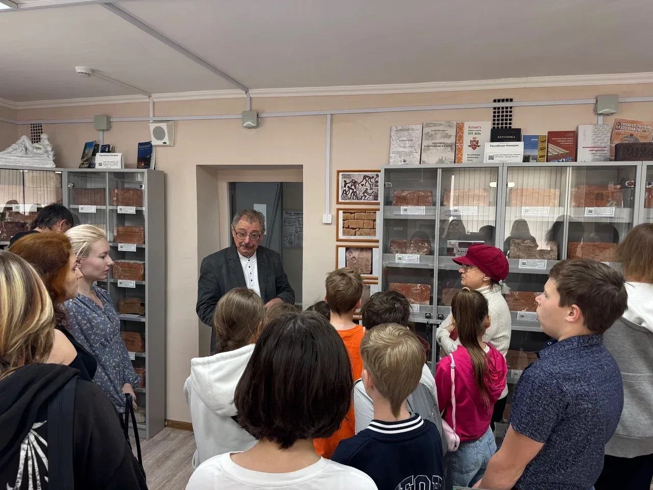 «ПРОлабы»: Кирпичная библиотека 🧱