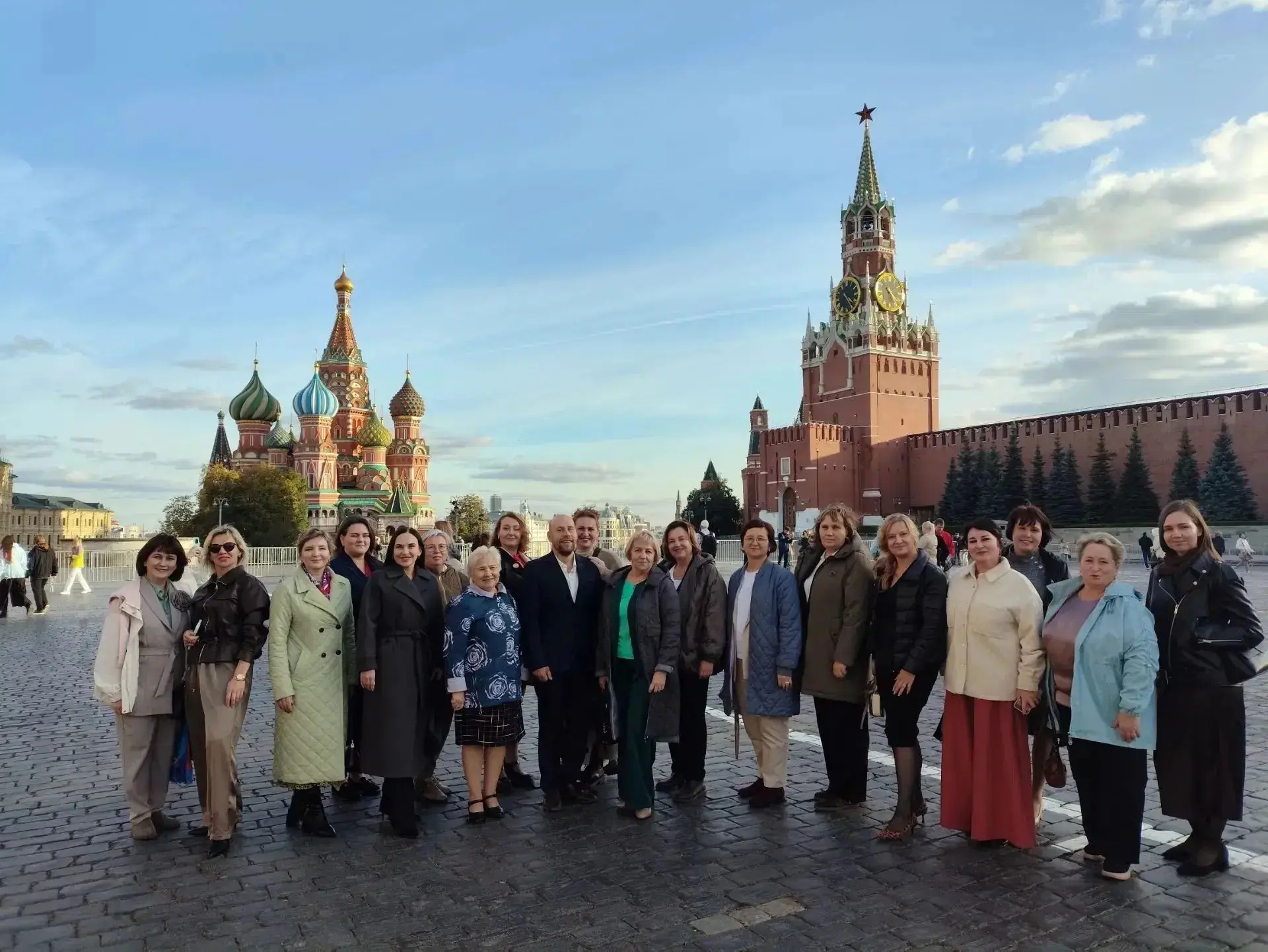 💐 20 костромских педагогов побывали на праздничном концерте в Государственном Кремлевс...