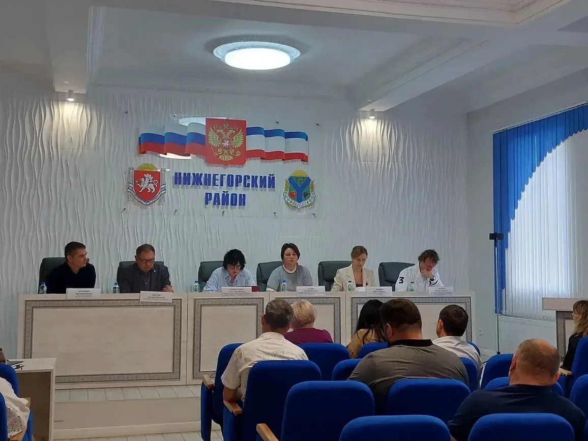 ✅ Заместитель председателя районного совета Ирина Швайко совместно с моим заместителем,...