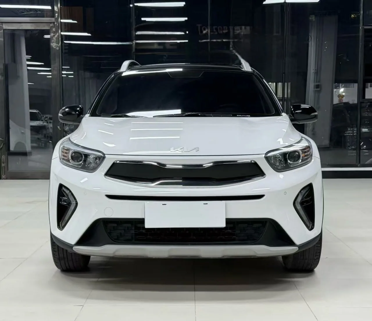 🚗 KIA Sonet 1.4L CVT Fun Sunroof Edition (2021)  В наличии в Китае 🇨🇳 📍 Стоимость под ключ до Владив