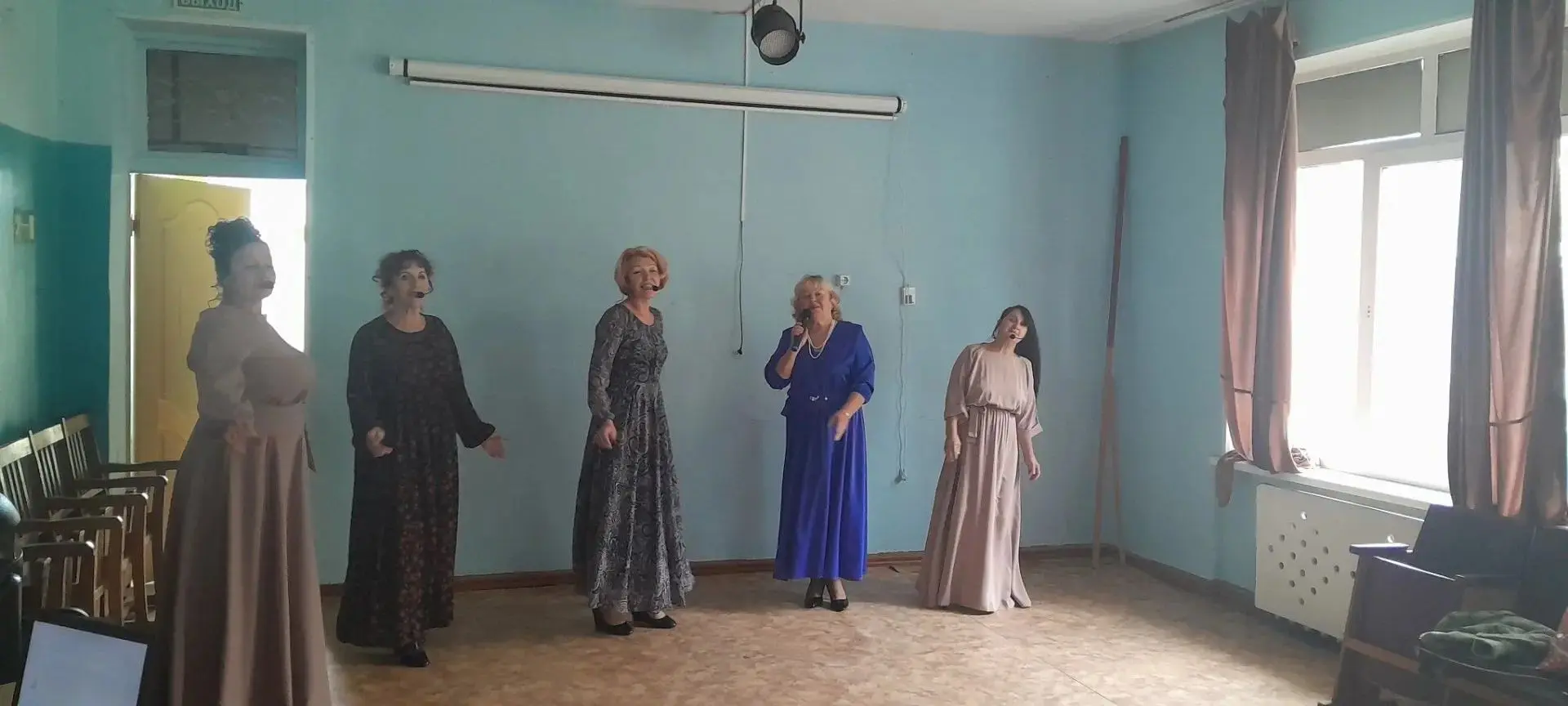«Эти годы золотые»: тёплый вечер в ДК «Заря»