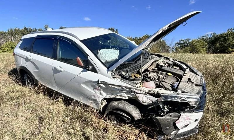 ❗️На трассе в Волгоградской области столкнулись ВАЗ и Lada