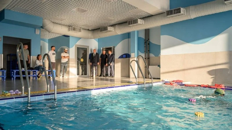 В Салехарде открыли крупнейший в Арктике спортивный комплекс Ямал Арена. Площадь объект...