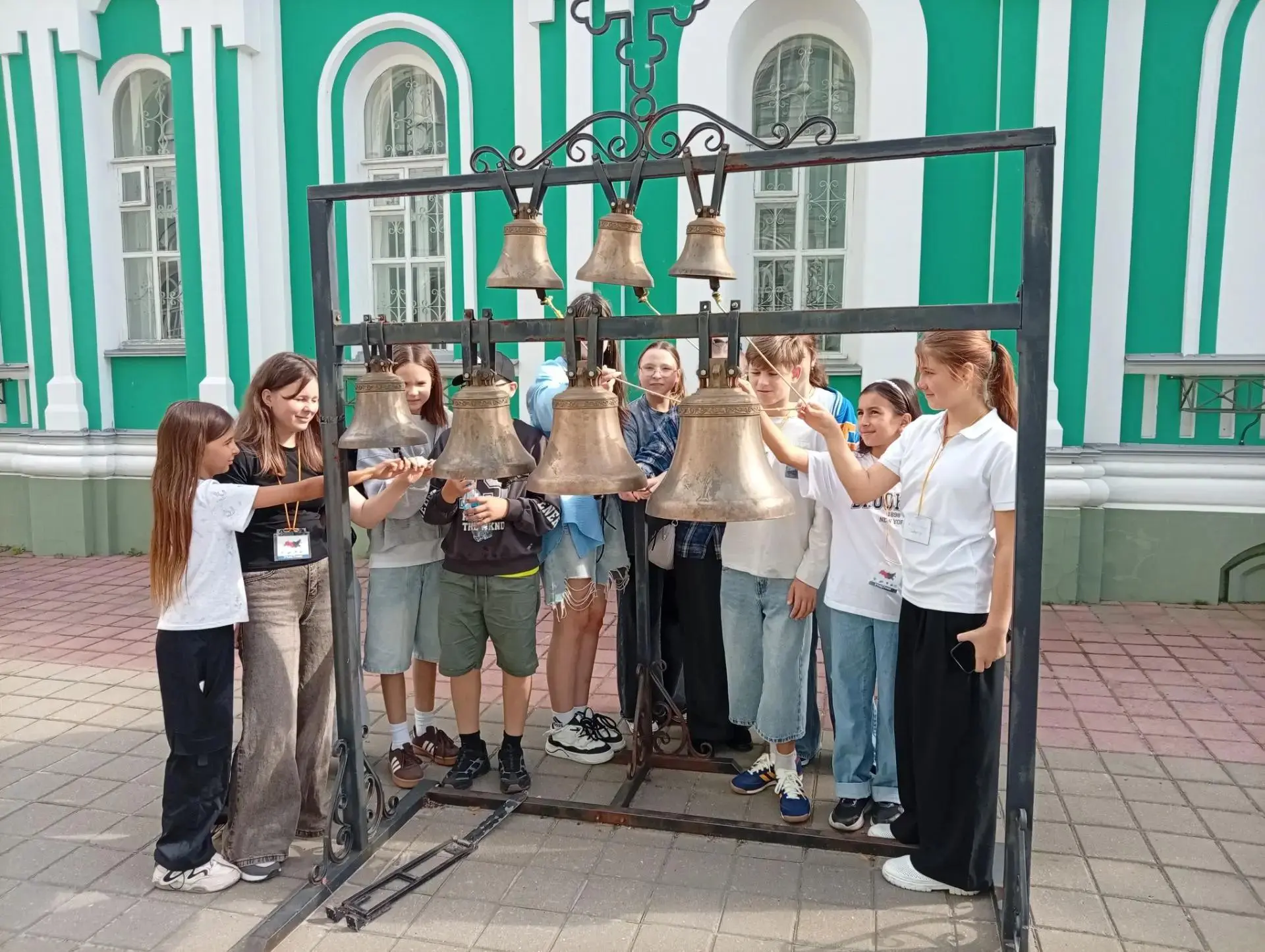 4 сентября учащиеся 6Е и 6З классов совместно с турагентством «Джинтур» совершили экску...
