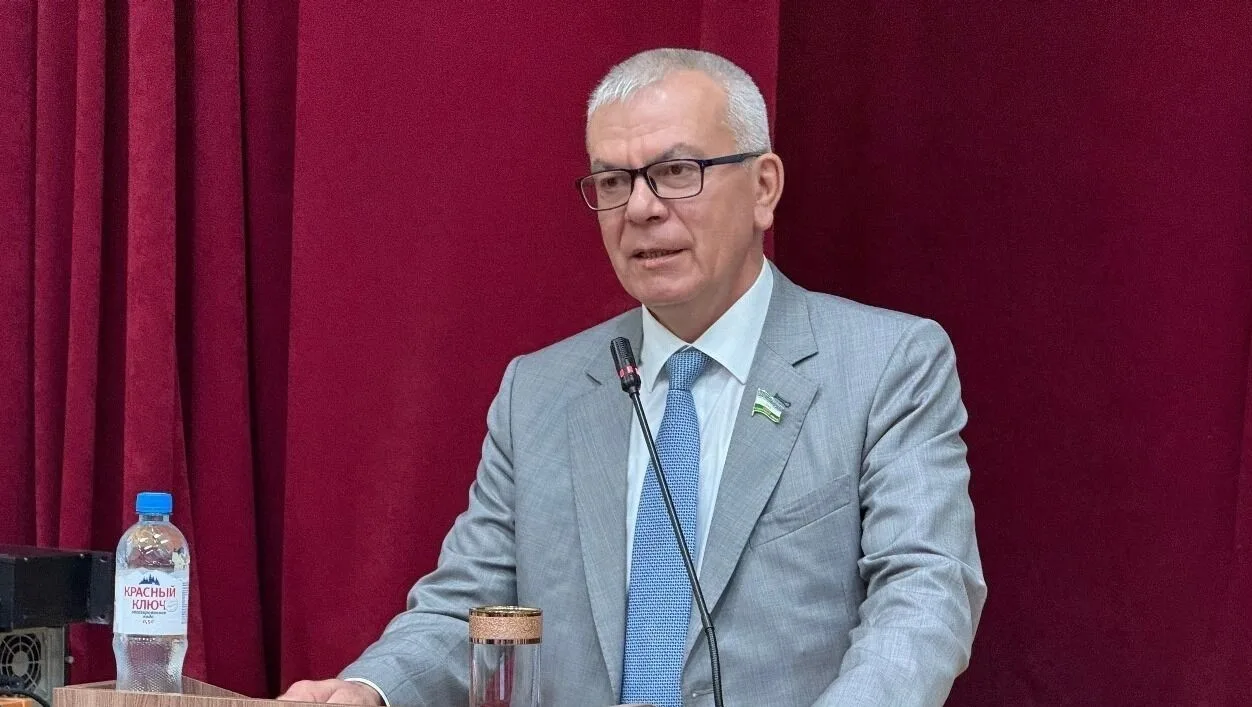 И.о. Председателя Госсобрания РБ Салават Хусаинов получил закрытые переломы на Фестивале народных ви