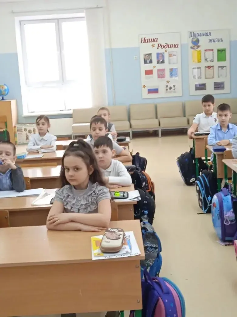 Сегодня в 1А классе состоялась встреча с инспектором по делам несовершеннолетних 5 отдела полиции УМ