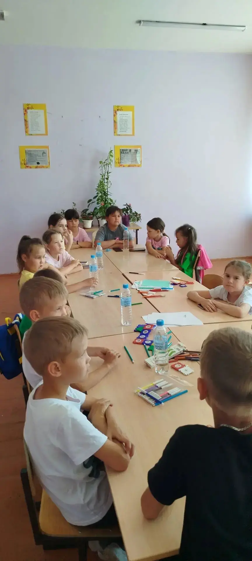 В рамках месячника антинаркотической направленности в  пришкольном летнем лагере МБОУ «...