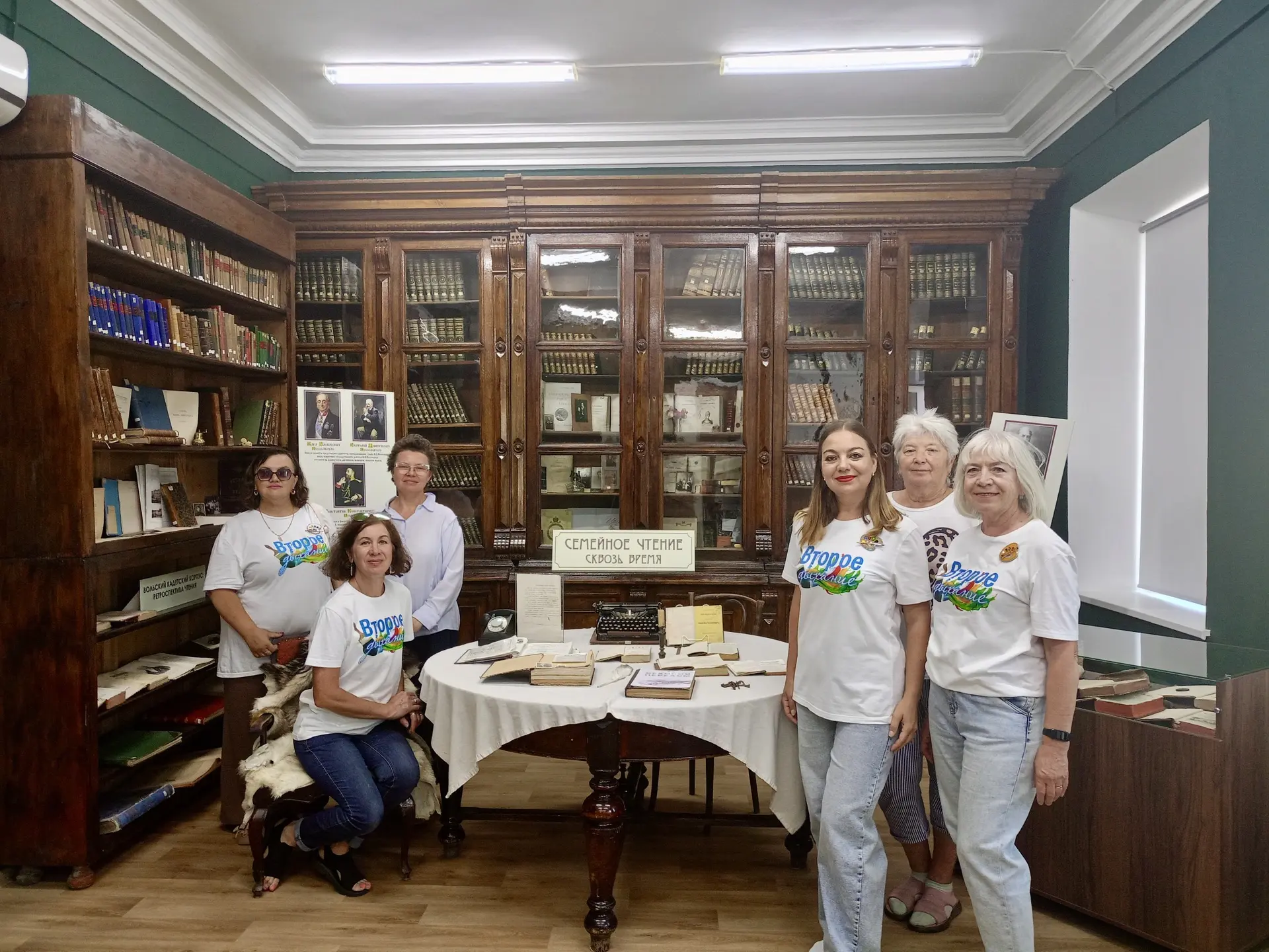 📚🎨Встреча там, где искусство обретает переплет…