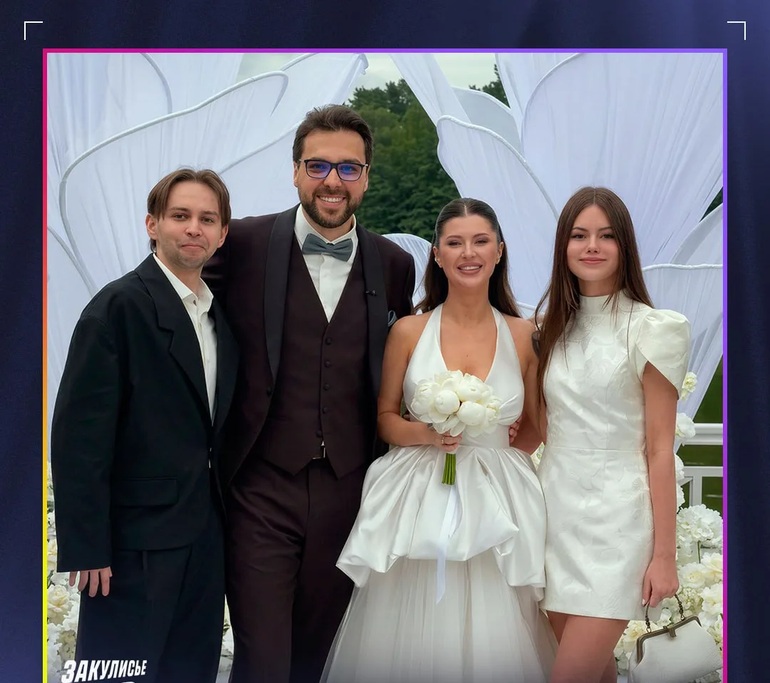 🇷🇺 😊 hally- тренер spirit, стал женатым человеком во время отпуска.

А Широ походу у отца взял ко