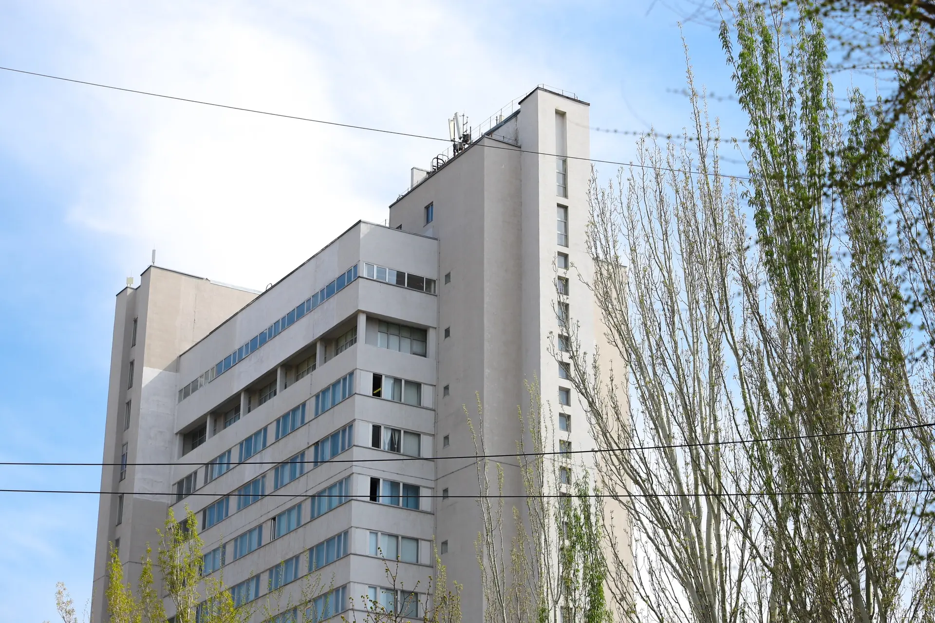 📷 Пришло время рубрики «Фото субботы»

➡️С Высотного корпуса открывается не только вид на Волгоград