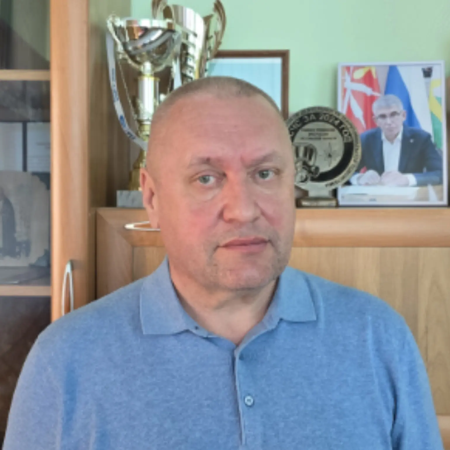 Дорогие наши ветераны, бабушки и дедушки!