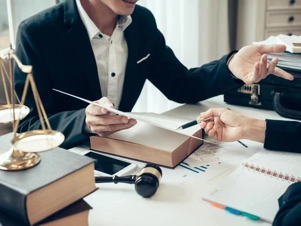 ⚖️ ВАШЕ ЗАЯВЛЕНИЕ ВЕРНУЛИ? РАЗБИРАЕМСЯ!

Получили определение суда, но ничего не поняли? 😵‍💫 Не па