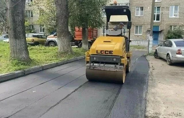 В Коломне завершился ямочный ремонт картами дорожного полотна на дворовых территориях.