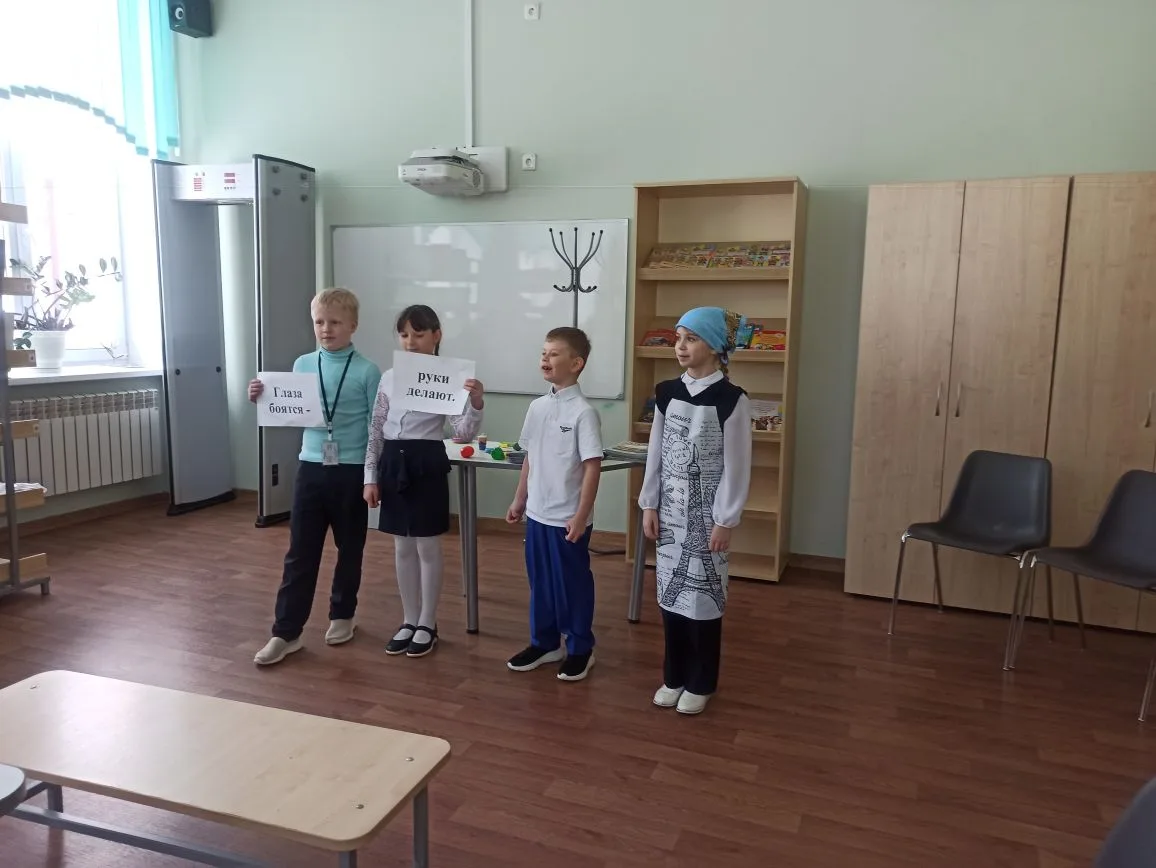 🌟 Сегодня в нашей школе в корпусе на Феофанова произошло нечто волшебное! 🌈 На прошлой неделе у нас 