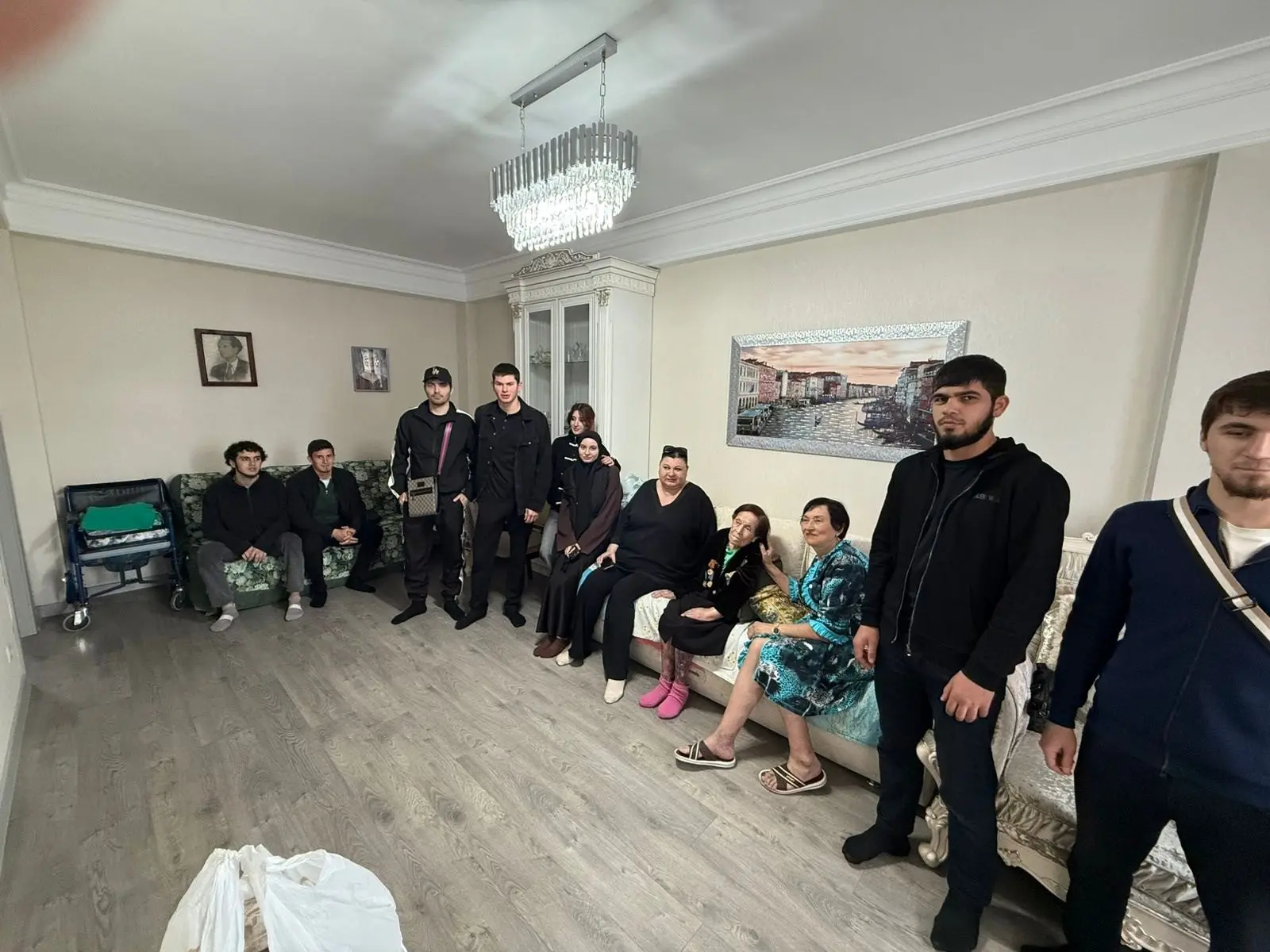 Встреча студентов ДГТУ с ветераном ВОВ Валентиной Овериной⠀