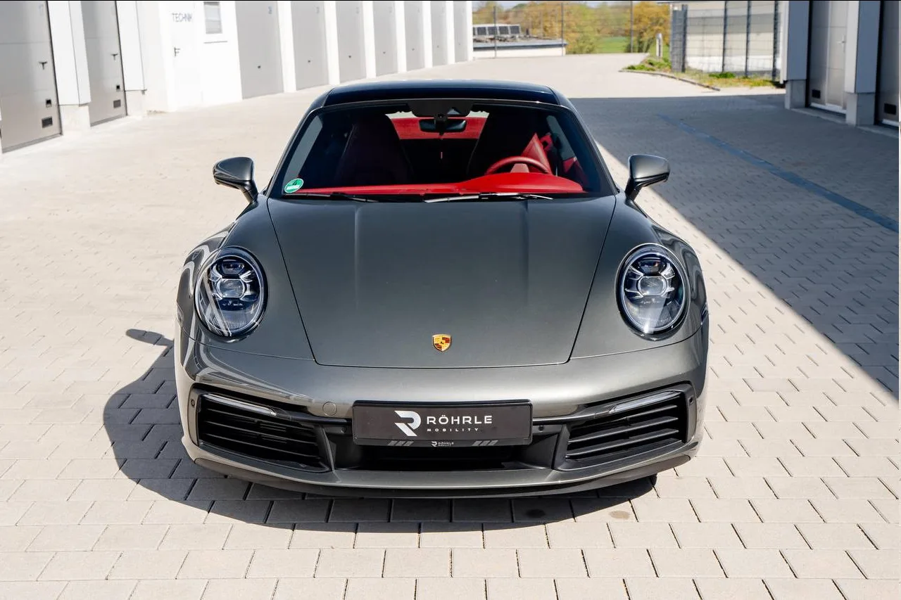 ⚡️   Porsche 992 Carrera S