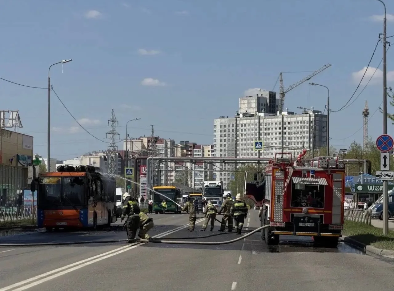 ‼️В Пензе загорелся автобус: движение на улице Антонова перекрыто, пострадавших нет

В Пензе произош