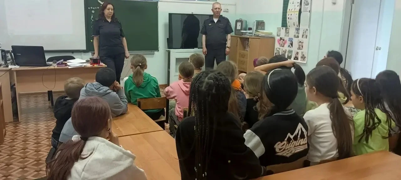 🚗 В нашем летнем лагере прошло важное мероприятие — профилактическая беседа на тему безопасности до