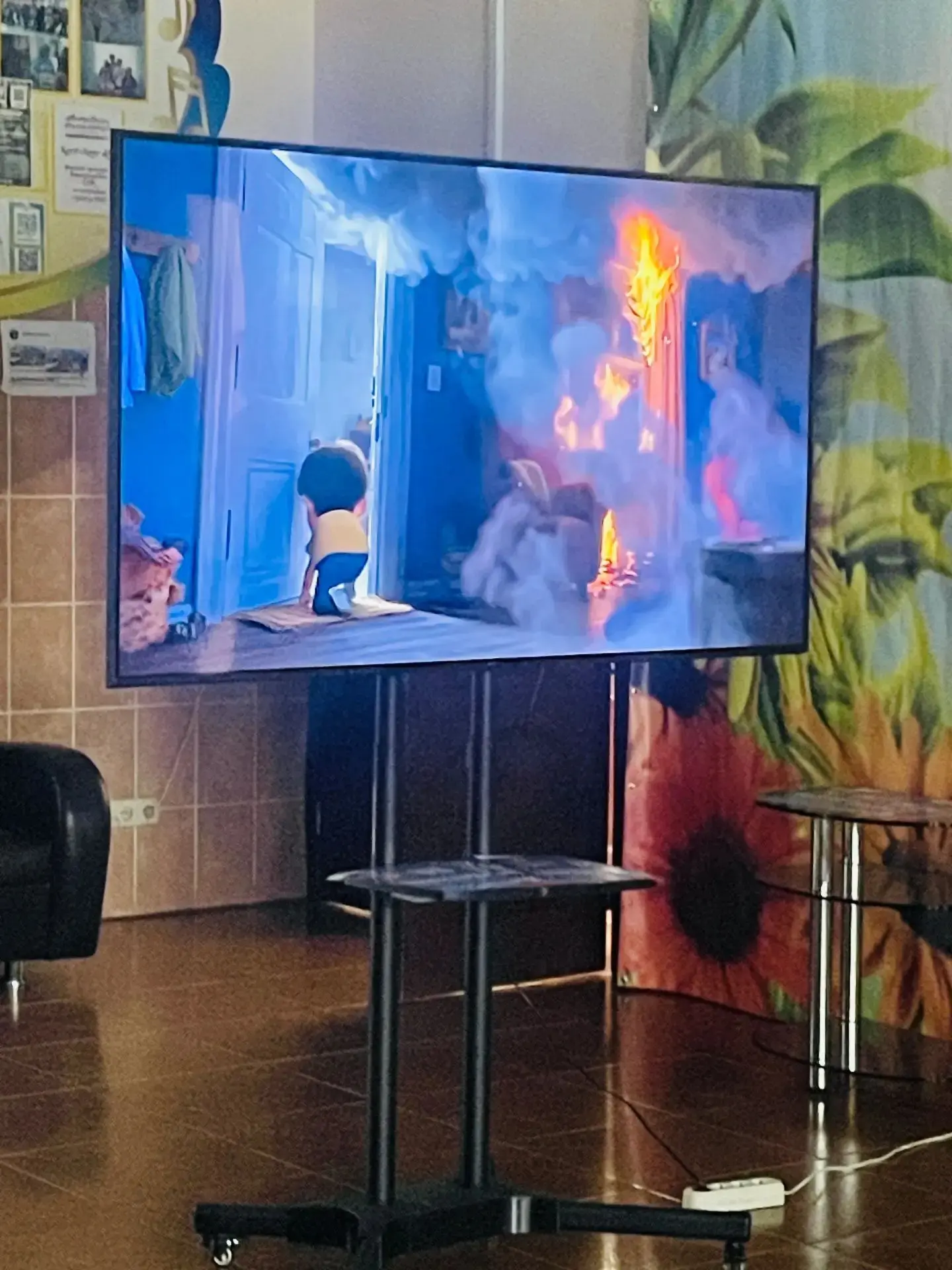 🔥"Игра с огнем" 🔥

✅Сегодня в Новоникольском СДК для детей и подростков прошел информационный час 