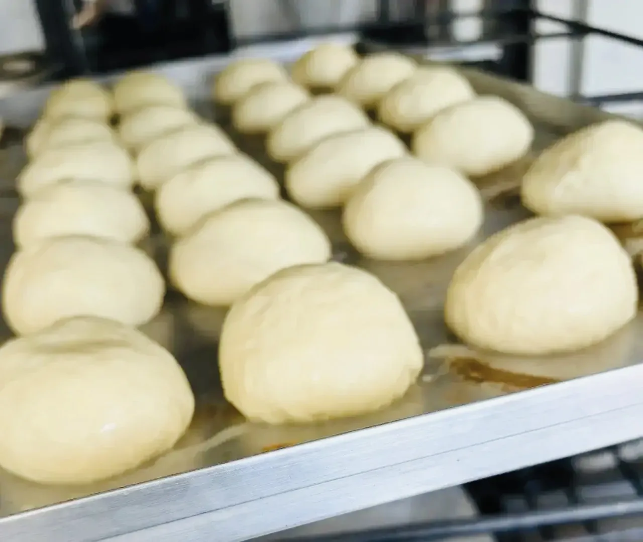 ☀️ Лето, лагерь и... любимая выпечка! 

🥐 Ватрушка с джемом🥰