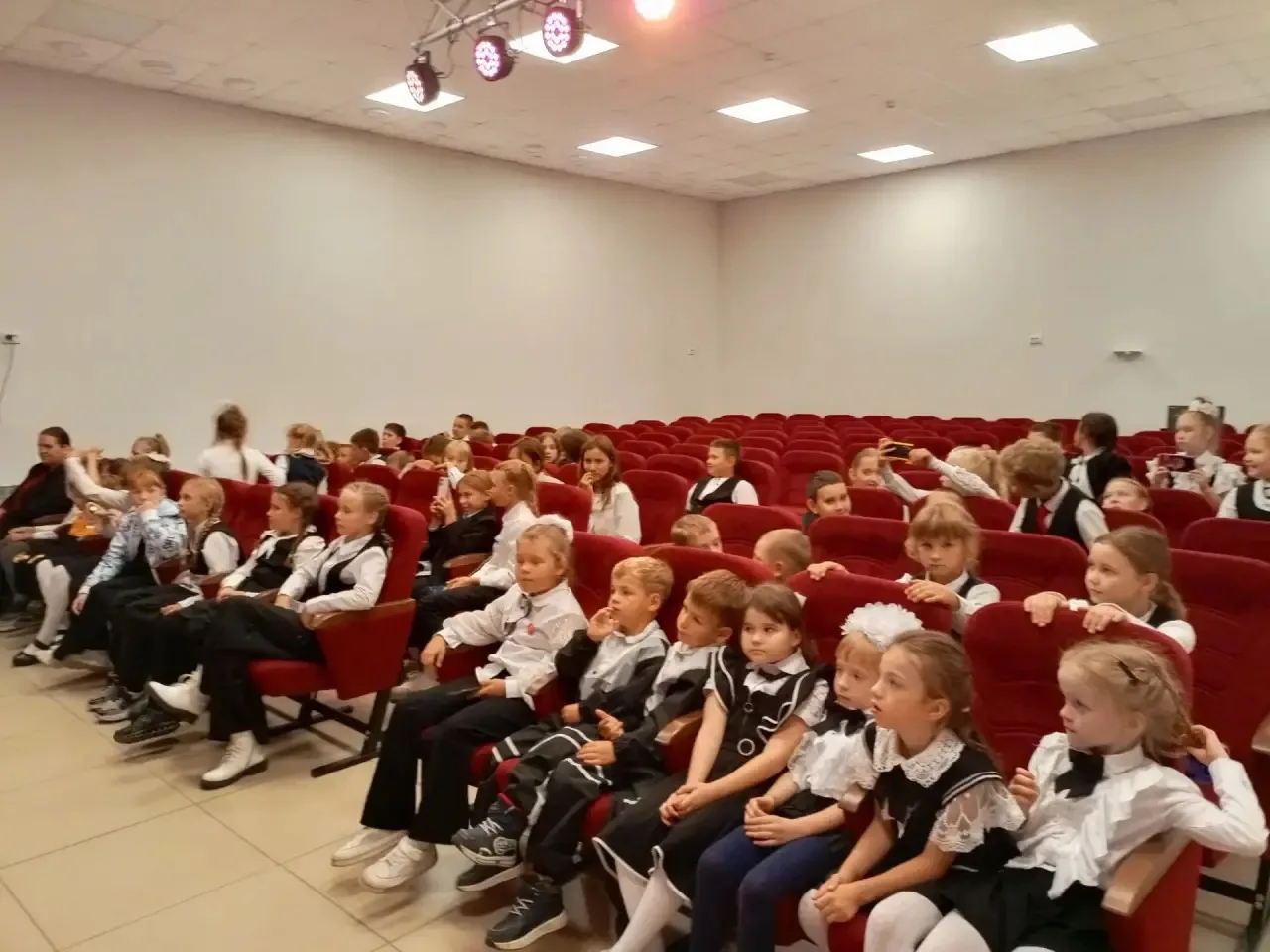 ✨ В НОВОРОССИЙСКОМ СДК СЕГОДНЯ БЫЛО ПО-НАСТОЯЩЕМУ ВОЛШЕБНО! 🪄