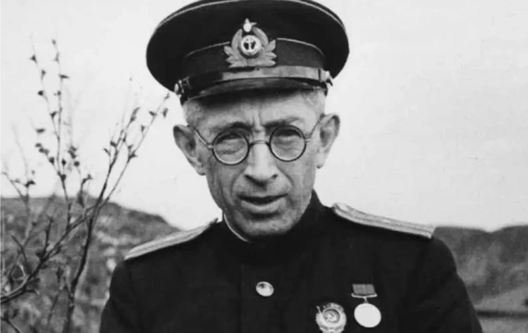 15 июля 135 лет со дня рождения Бориса Лавренёва — писателя с непростой судьбой. При жизни, писатель