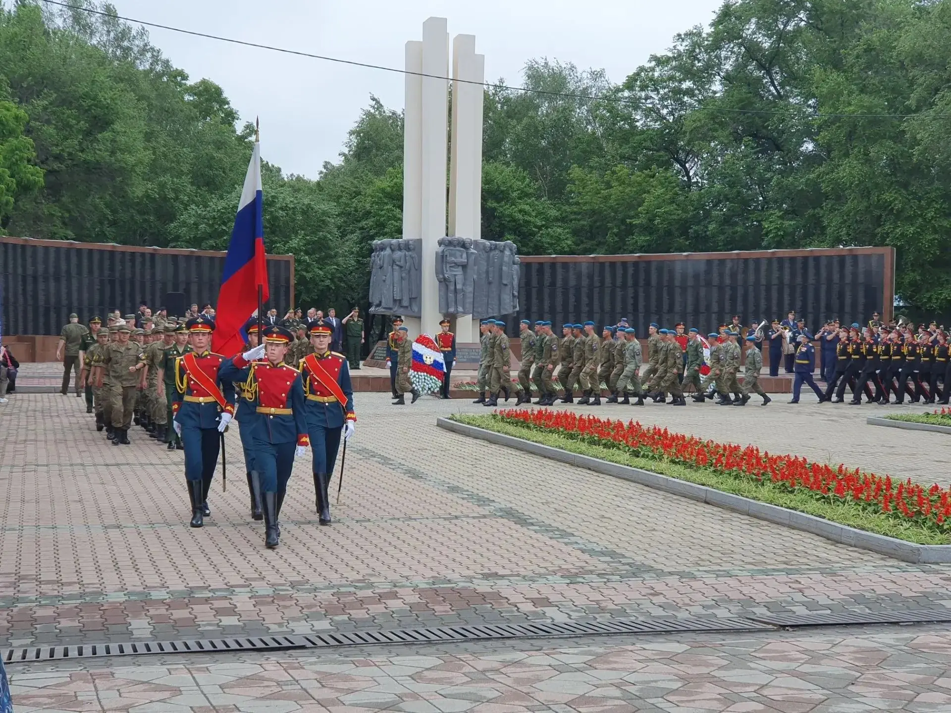 22 июня — День памяти и скорби

❗️Сегодня мы вспоминаем день, который навсегда изменил ход истории. 