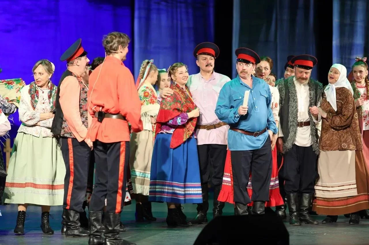 В Уфе прошли гастроли Луганского академического музыкально-драматического театра имени ...