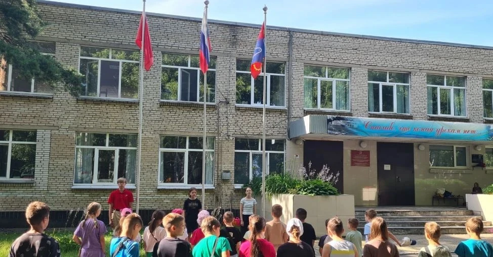 🔥 СПОРТИВНЫЙ ДЕНЬ В «ЗАРЯНОЧКЕ»! 🔥
Сегодня в нашем лагере было жарко! И дело не только в погоде, а