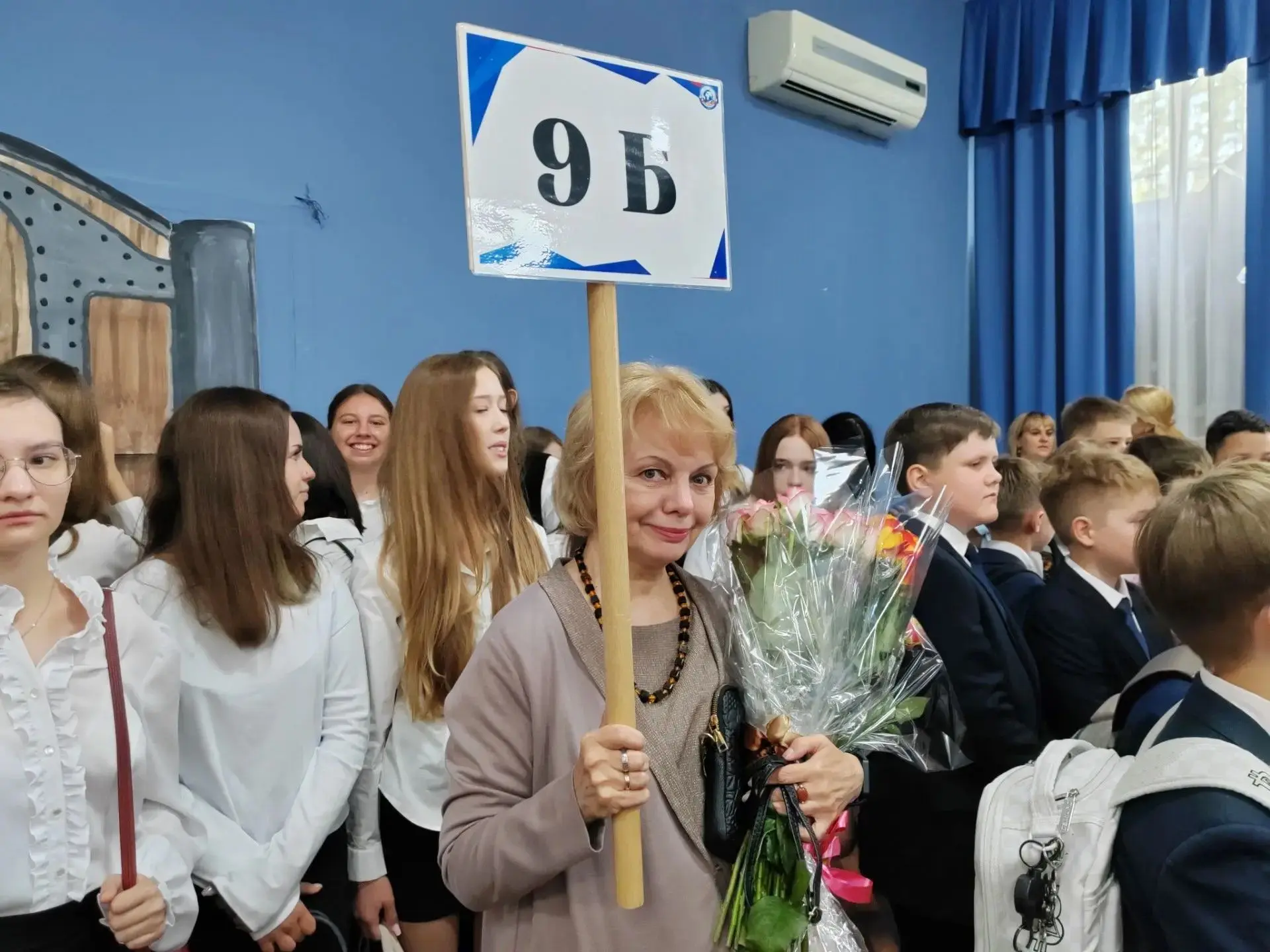 🎊 Большой праздник в стенах родной школы: как мы встретили День знаний!