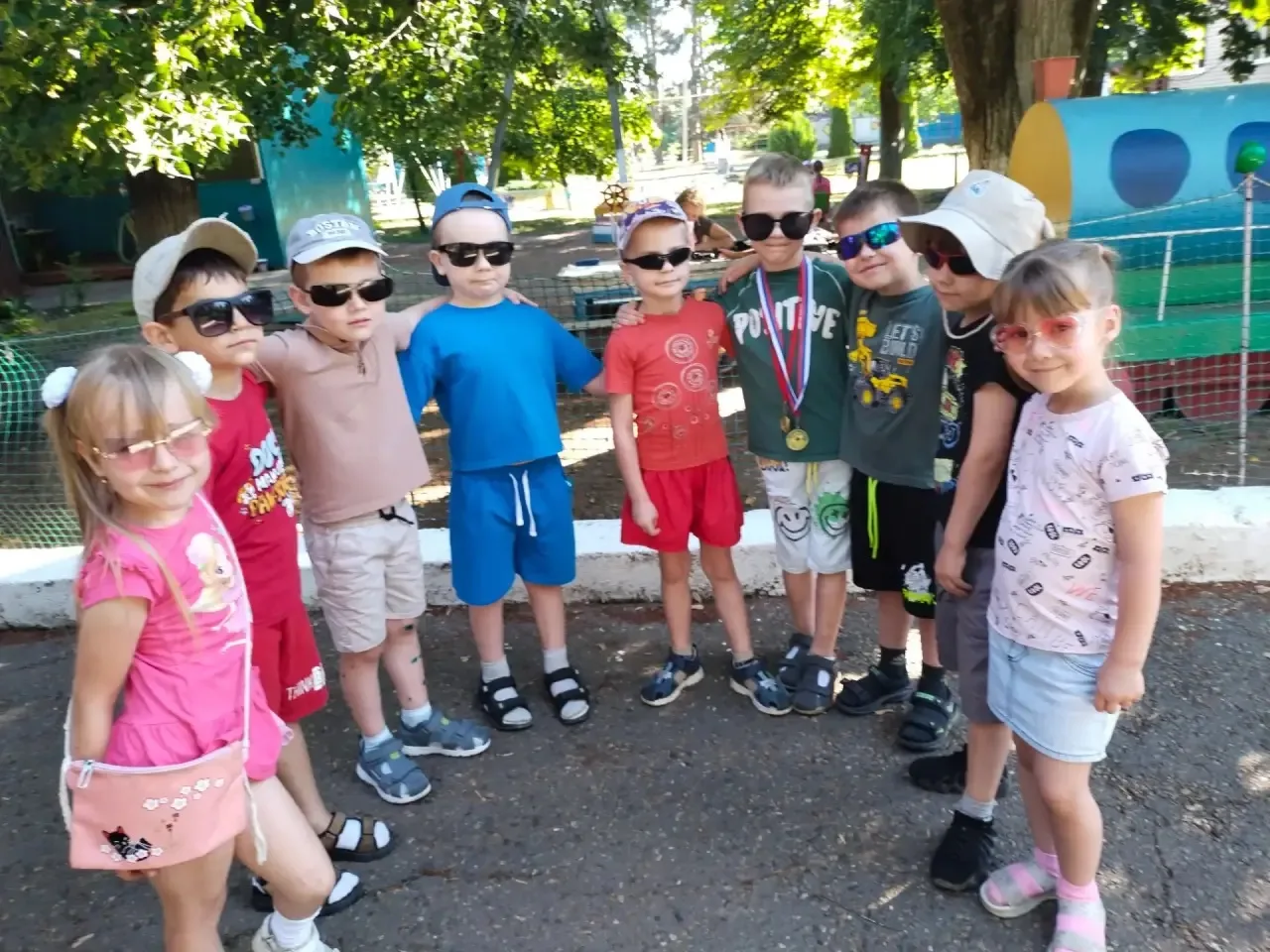 😎 Сегодня день изобретения солнечных очков!!!