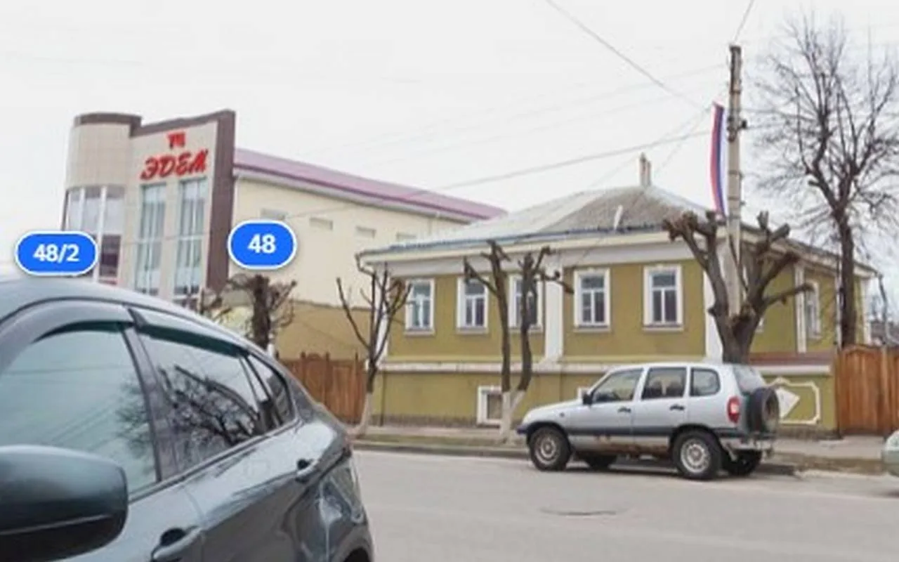 Под Воронежем в суде оспаривают законность ТЦ, граничащего с историческим зданием   В Острогожске в 
