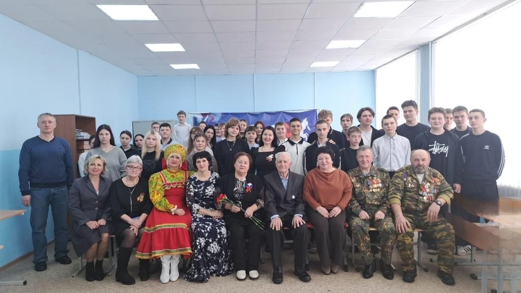 🇷🇺26 февраля участники творческого объединения «Родник» (куратор – Ирина Жистина) про...