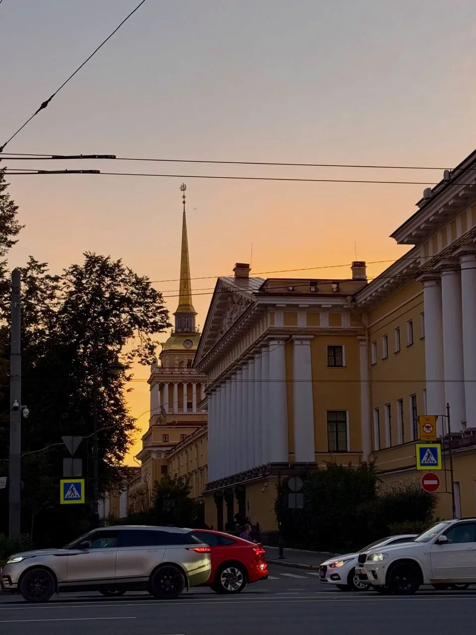 Закатная нежность в Санкт-Петербурге