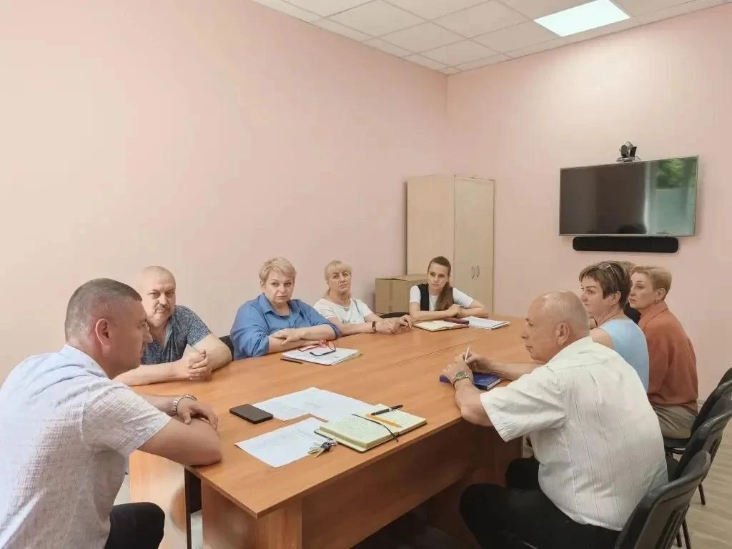 Первый замглавы округа провел рабочую встречу