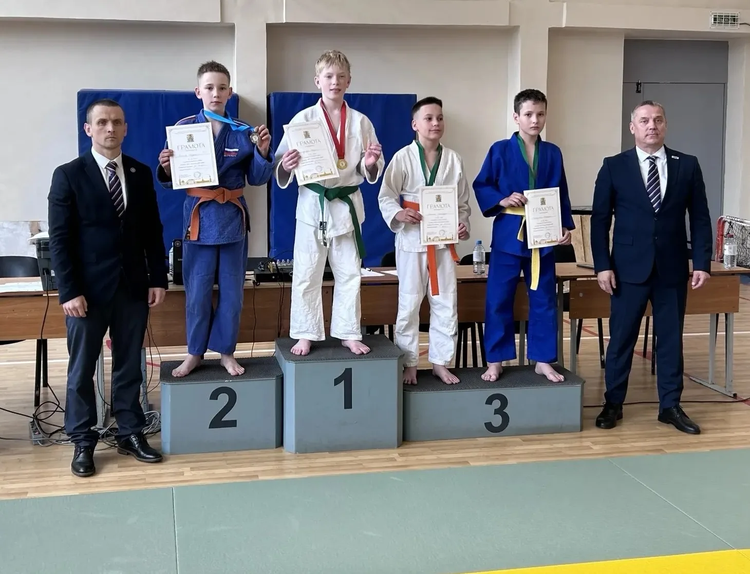 СОРЕВНОВАНИЯ ПО ДЗЮДО