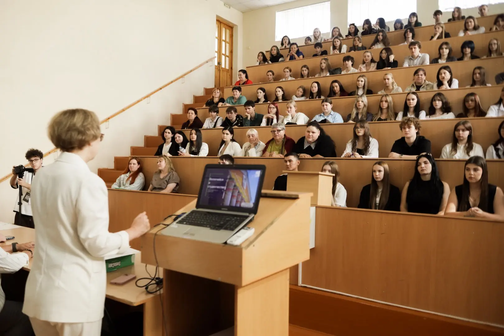 🎓 Первые студенческие билеты уже вручены!