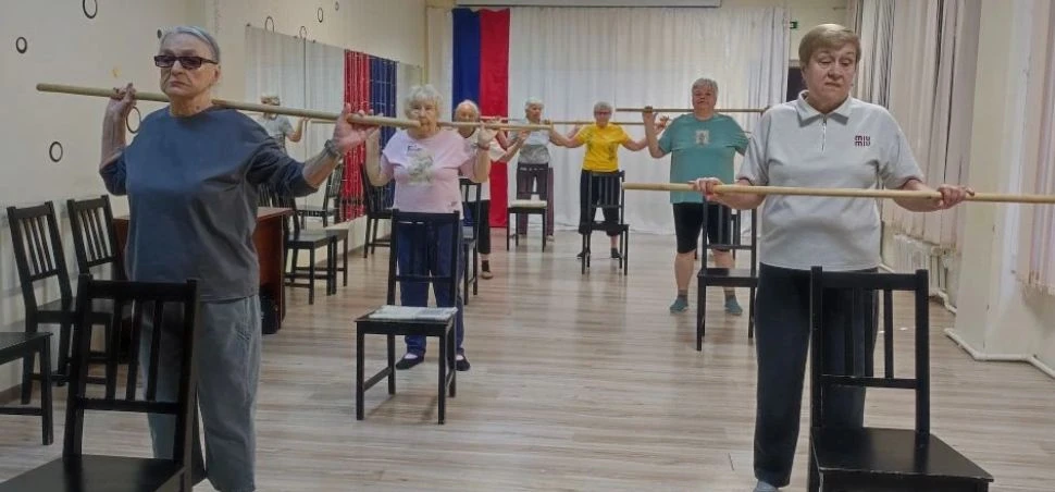После зарядки мир кажется добрее, потому что вы уже сделали маленький подвиг для себя.
