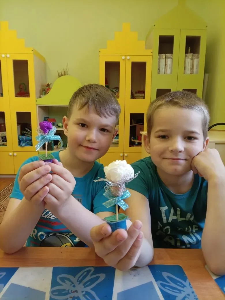 🌟"Наши руки не знают скуки! "🌟
Жизнь в Центре кипит и наполнена для детей 👫👫👫разнообразными мер