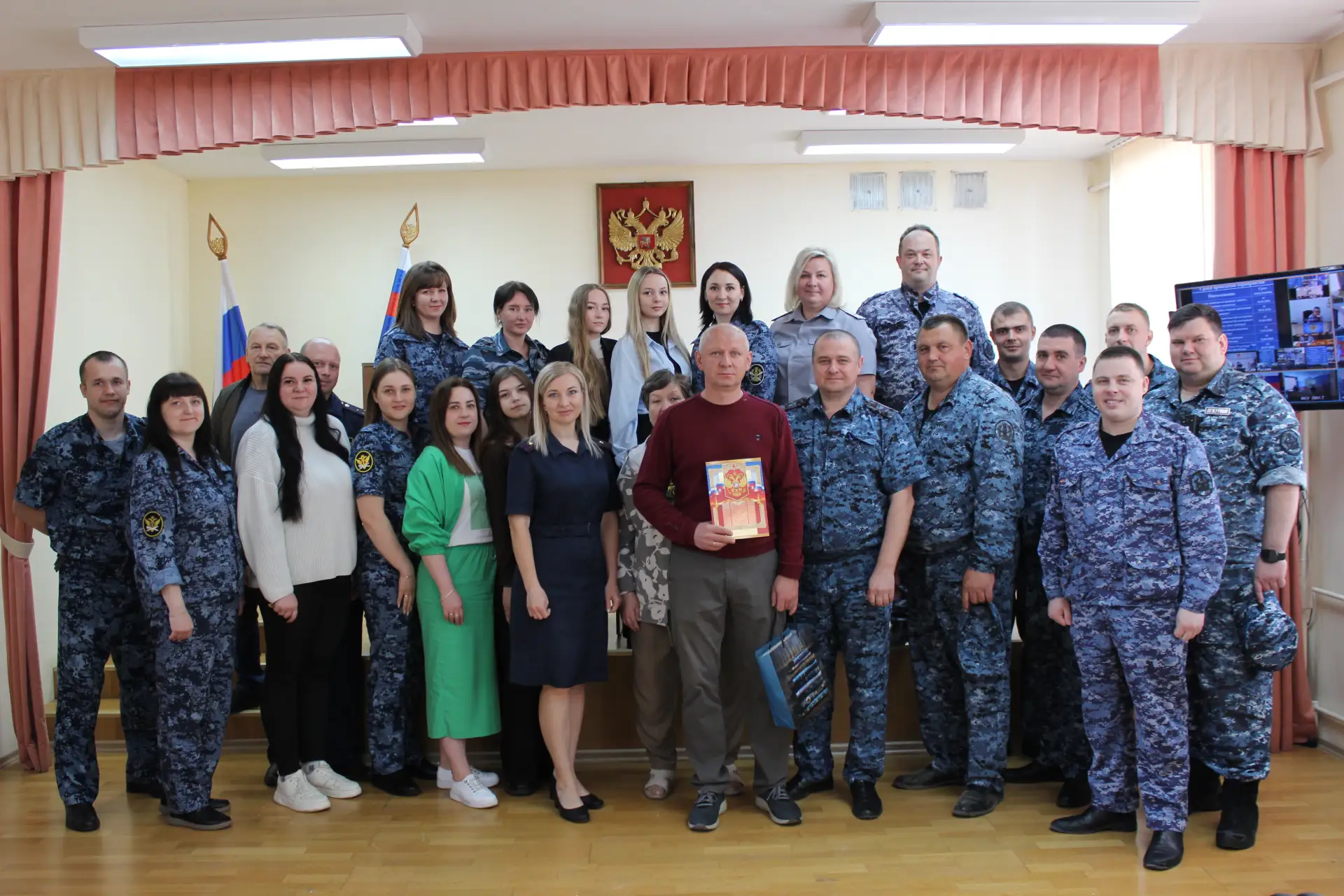 В СИЗО-3 состоялось торжественное мероприятие, посвящённое проводам на заслуженный отды...