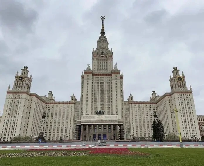 Первое место в «Диктанте Победы» даст дополнительные баллы при поступлении в вузы
 
Результаты между