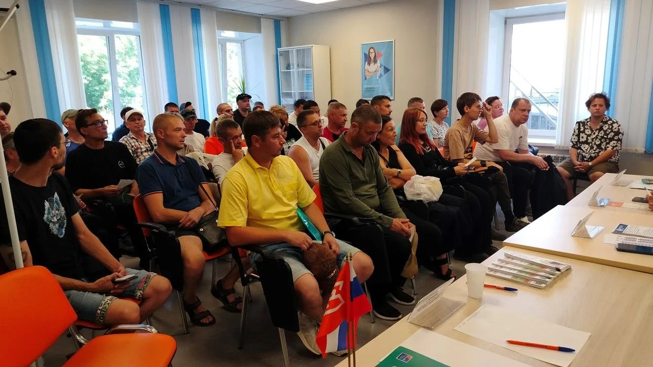 🔶Ярмарка вакансий

В Каменск-Уральском центре занятости состоялась ярмарка вакансий, объединившая р