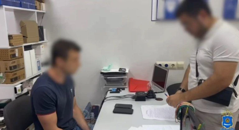 ⛓️‍💥Жителю Астрахани грозит до 4 лет колонии за финансирование экстремистской организации

В Астрах