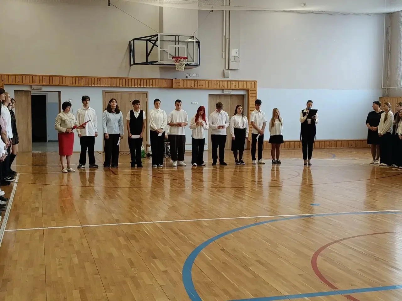 💔Линейка памяти «Беслан, мы помним!» прошла в школе 3 сентября для учащихся 7-10 класс...