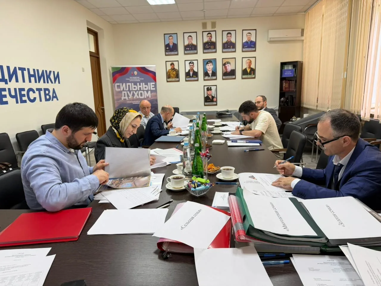 🏆 В Минтруда Дагестана подвели итоги регионального этапа конкурса «Семья года»  Накануне состоялось 