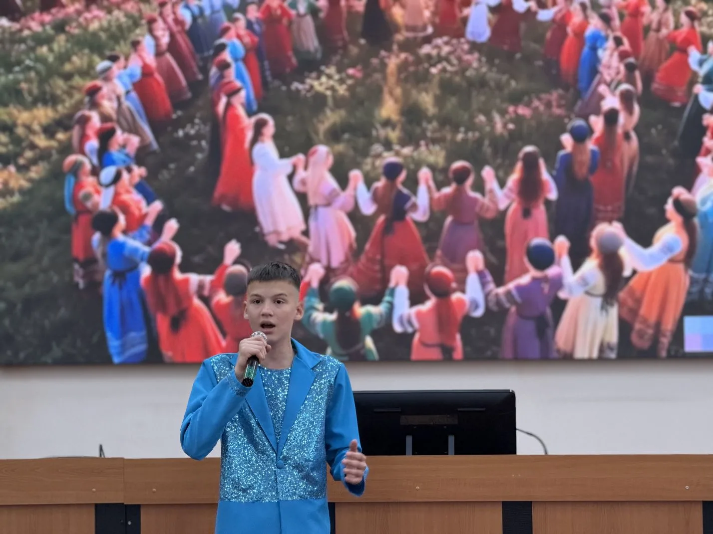 🎉В преддверии завершения учебного года в администрации городского округа Макеевка состоялось торжест