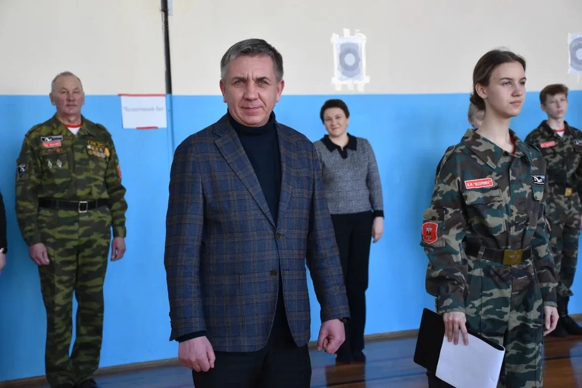 В школе прошел отборочный этап военно-патриотической игры «Зарница 2.0» 🇷🇺  Наши ребята состязались 