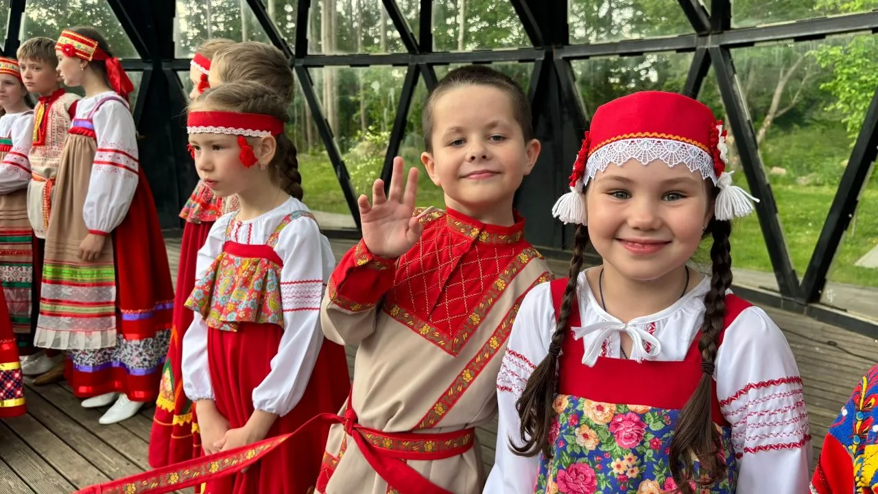 В минувшие выходные на Батарейной горе,прошла концертно-интерактивная программа «Озорно...